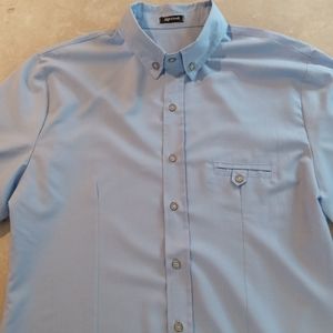 Men's short sleeve button down shirt by ZYFGfree size medium never worn.New